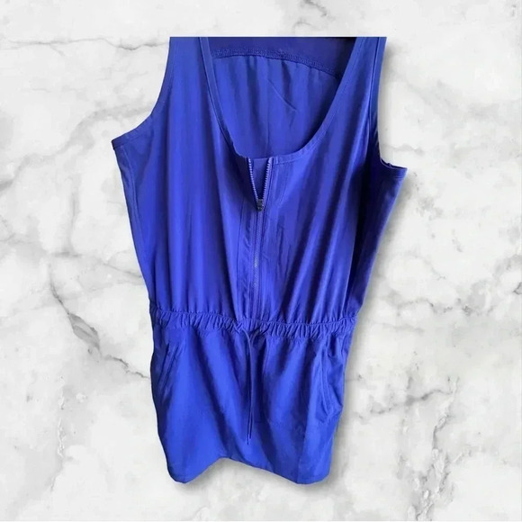 ~Athleta~ One-Piece - Size 6 - Picture 2 of 4